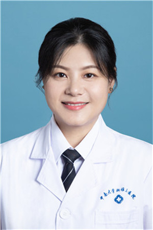 李莹