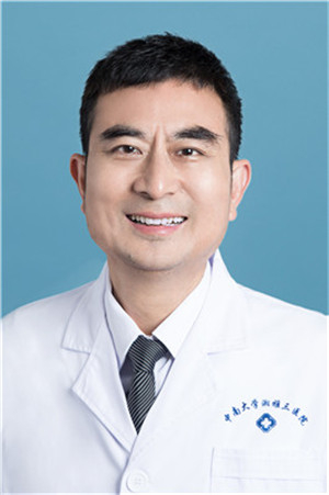洪朝