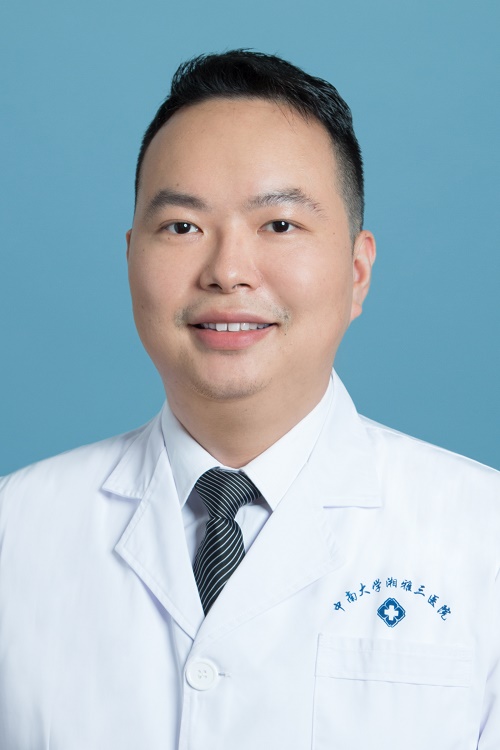 王梓力